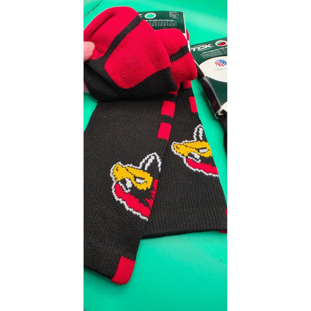Med TCK Performance Cardinal Mascot Athletic Socks Black Red 2 Pairs USA Made
